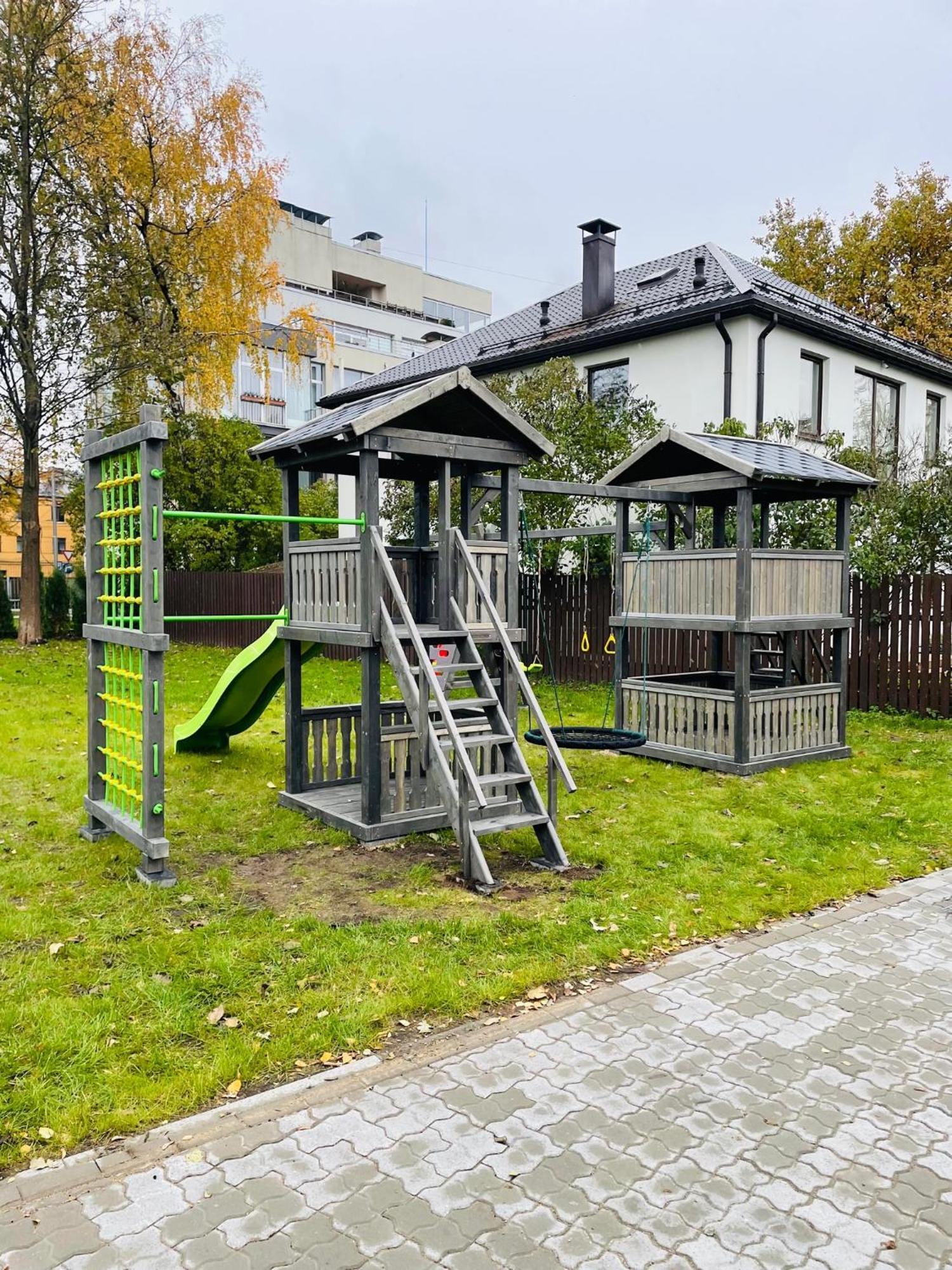 Brivibas - South / North, Free Privat Parking, Free Wifi, Self Check-in Căn hộ Riga